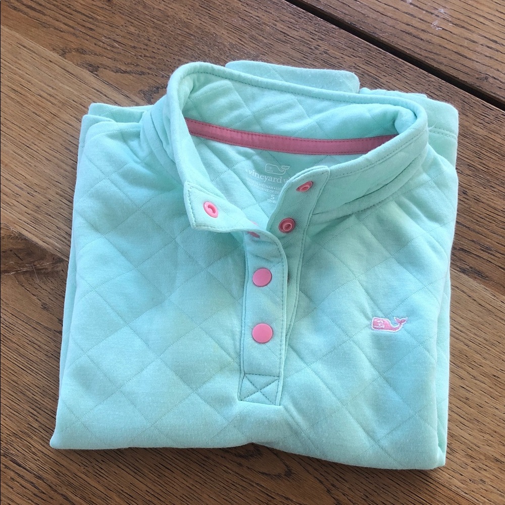 Vineyard Vines Light Green Quilted Sweatshirt with Pink Accents Girls S 7-8